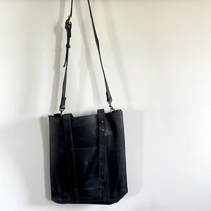 Black Leather Able Shoulder Bag